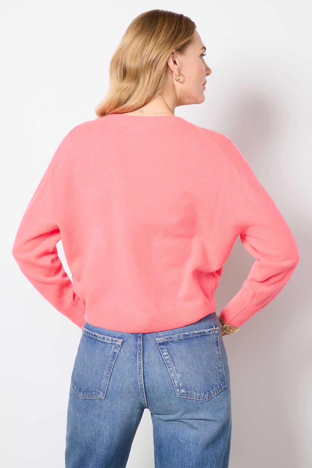 Raxow V-Neck Sweater