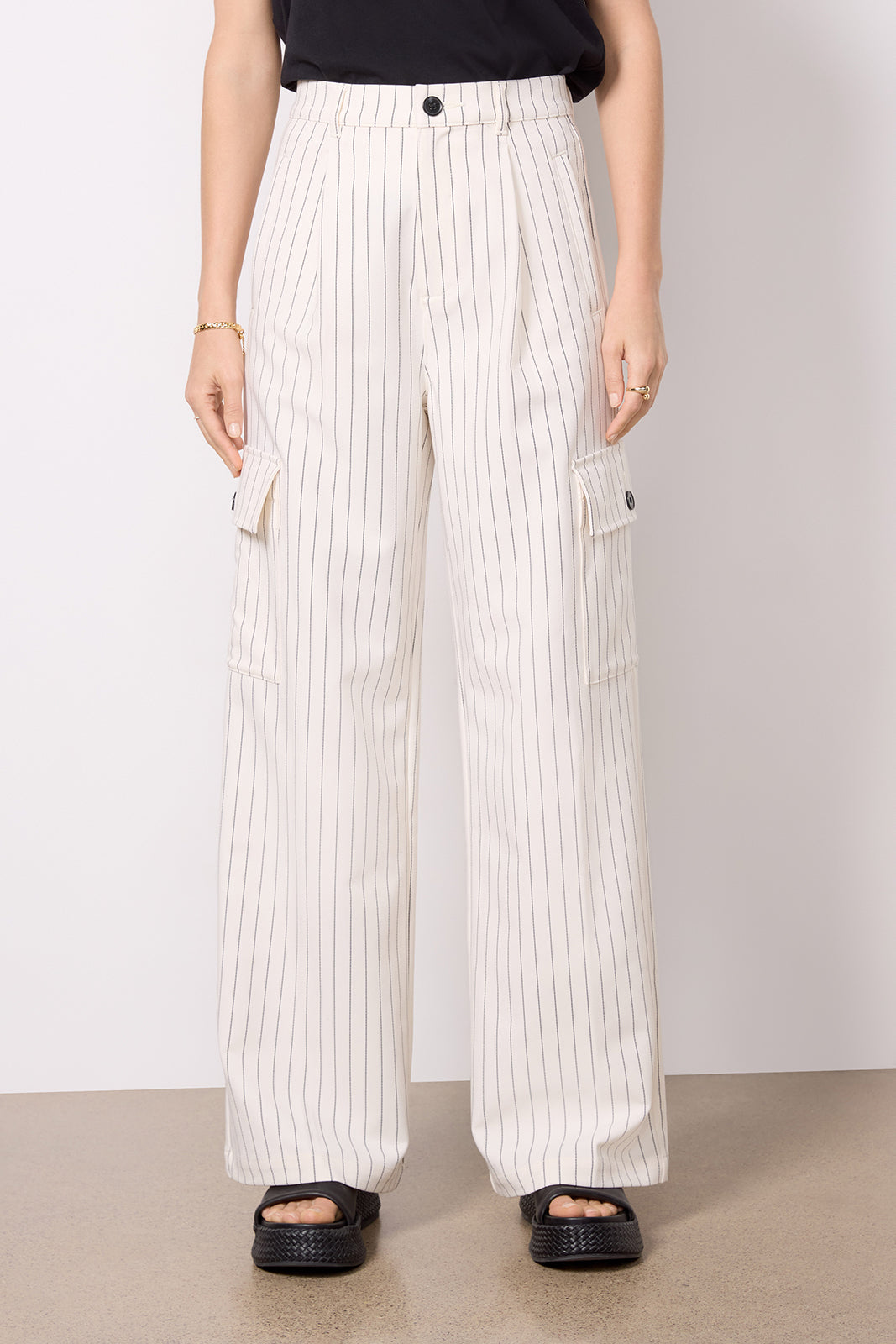 Brynn High Rise Relaxed Cargo Pant