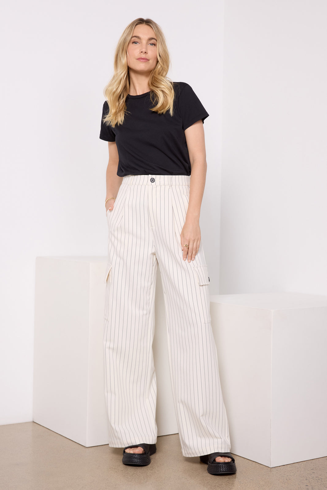 Brynn High Rise Relaxed Cargo Pant