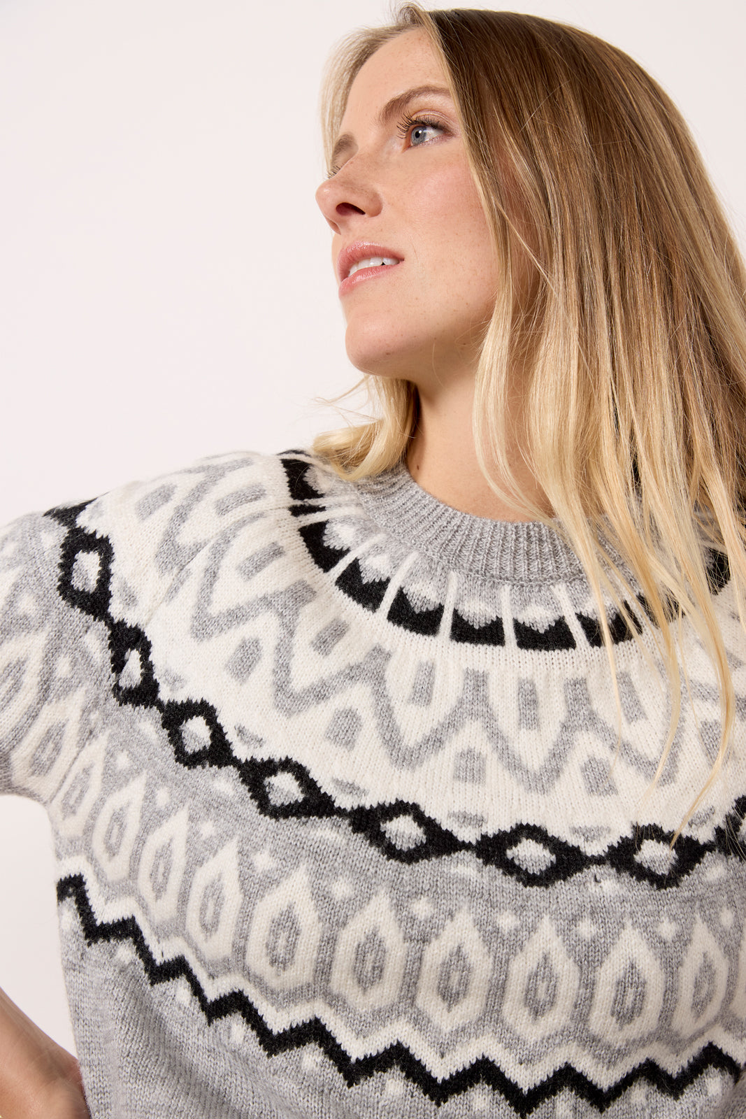 Zuri Pullover