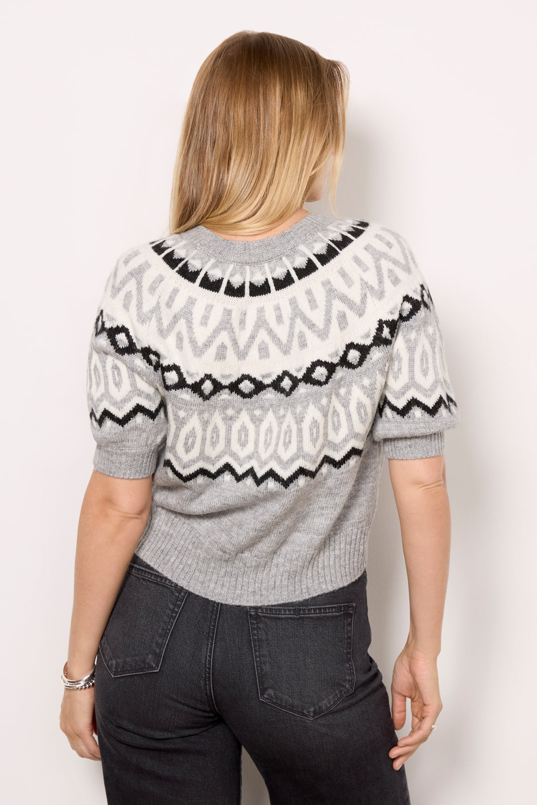 Zuri Pullover