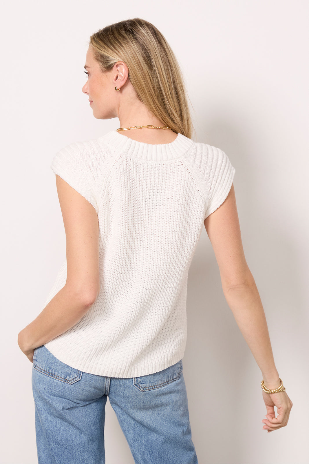 Joelle Pullover