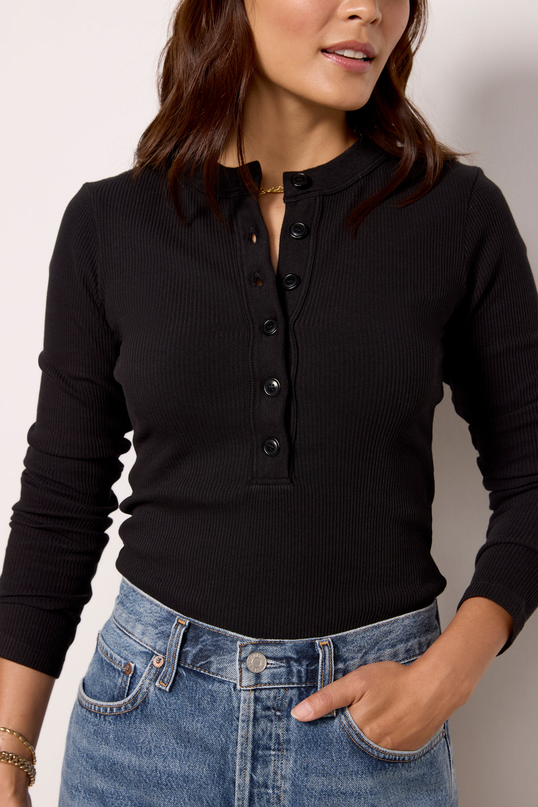 Varra Henley