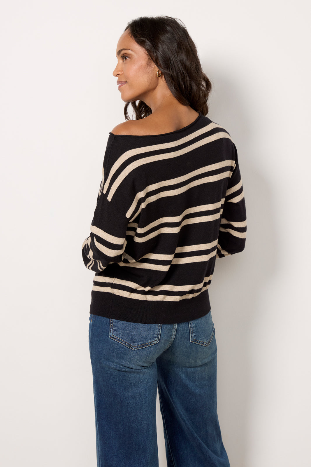 Lessie Off Shoulder