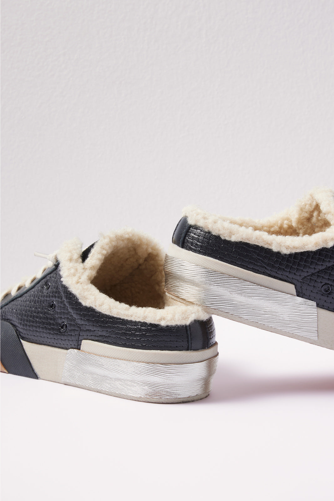 Zantel Sherpa Sneaker