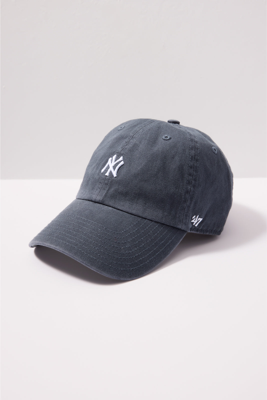 NY Base Runner Baseball Hat