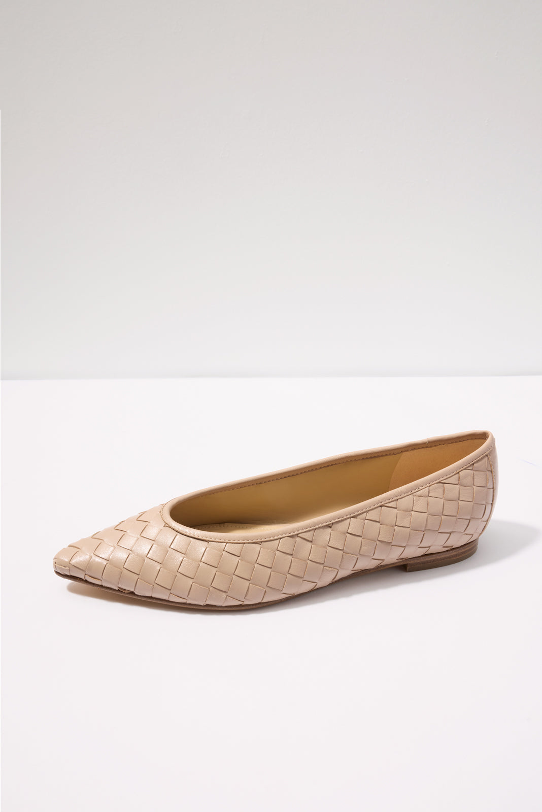 Damaria Woven Flat